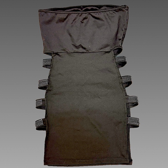 NWOT CHICME Black Dress W/ Rhinestone Cutouts Sz Small - Picture 2 of 3